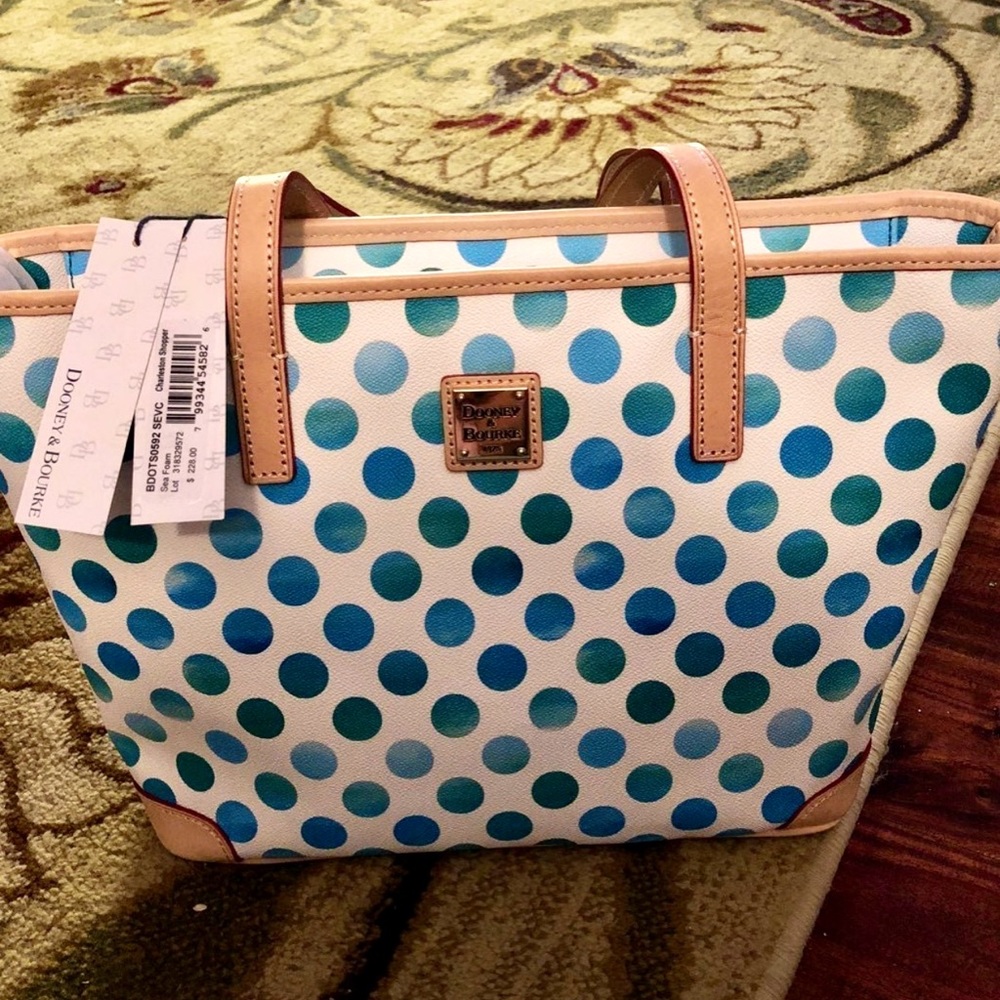 Dooney & Bourke Purse